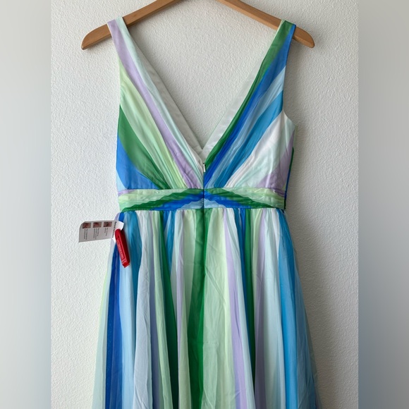 MAC DUGGAL | blue green multicolor stripe plunge maxi gown 4 - Picture 13 of 14